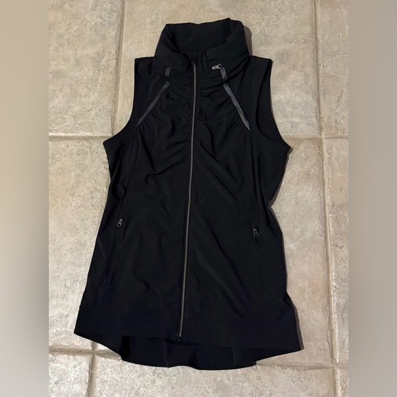 Rare Lululemon Go the Distance Vest Black Size 6 | Retired 2015 Release - Picture 10 of 13